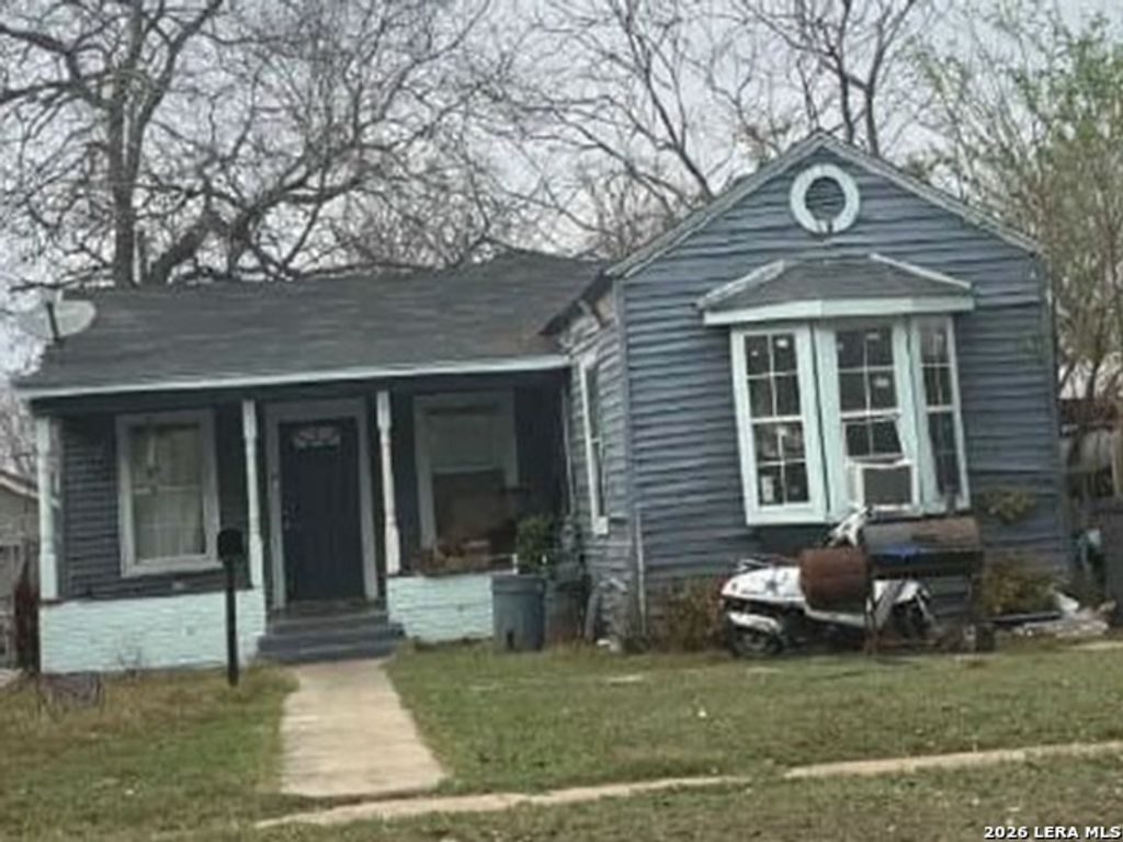1915 Hicks Ave, San Antonio, TX 78210