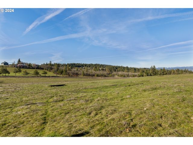 Sevenmile Hill Rd, Mosier, OR 97040