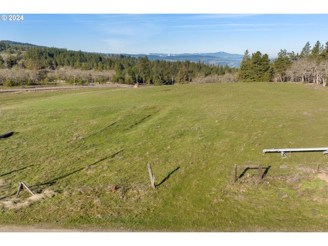 Sevenmile Hill Rd, Mosier, OR 97040