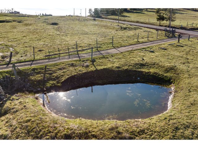 Sevenmile Hill Rd, Mosier, OR 97040