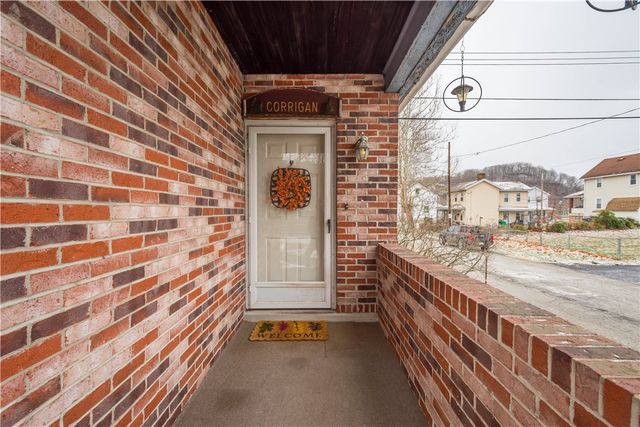 212 Fairview Avenue, Verona, PA 15147