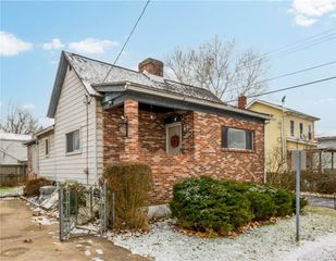 212 Fairview Avenue, Verona, PA 15147