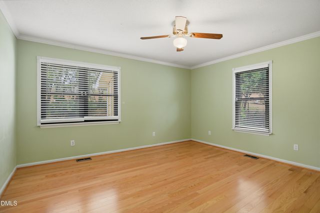 5609 Groomsbridge Court, Raleigh, NC 27612