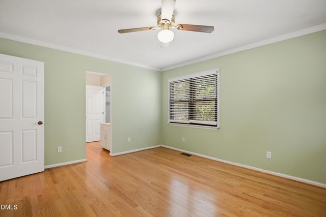 5609 Groomsbridge Court, Raleigh, NC 27612