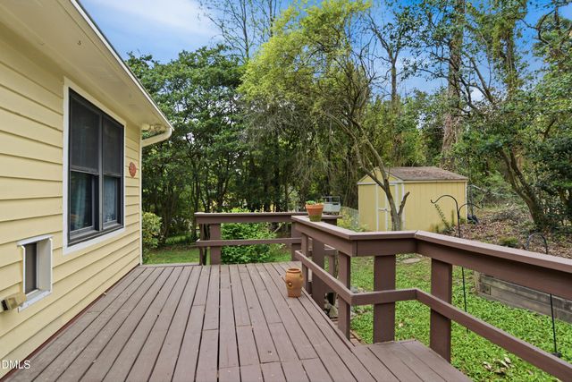 5609 Groomsbridge Court, Raleigh, NC 27612