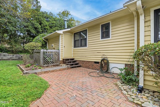 5609 Groomsbridge Court, Raleigh, NC 27612