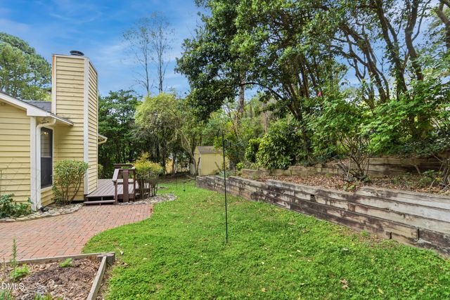 5609 Groomsbridge Court, Raleigh, NC 27612