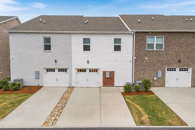 202 Grandstand Blvd, Gallatin, TN 37066