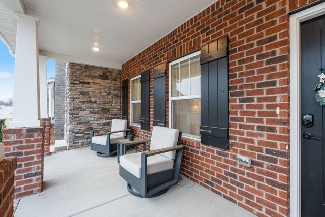 202 Grandstand Blvd, Gallatin, TN 37066