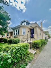 3542 N Nottingham Avenue, Chicago, IL 60634