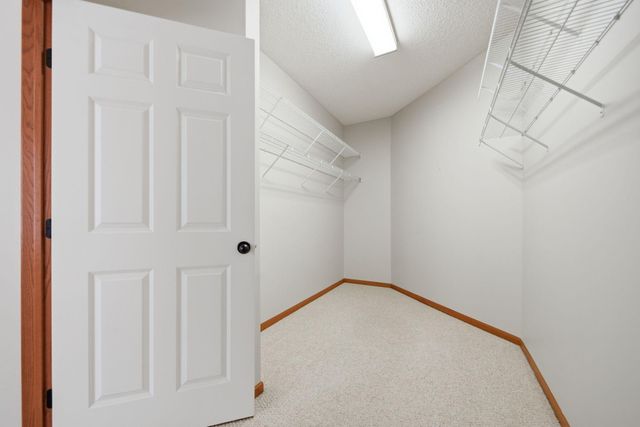 1256 County Road D E 104, Maplewood, MN 55109