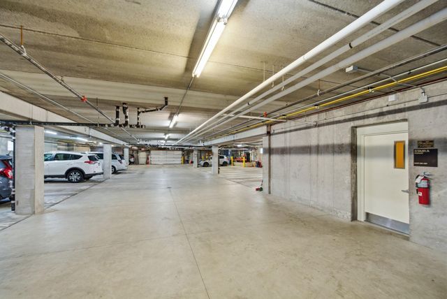 1256 County Road D E 104, Maplewood, MN 55109