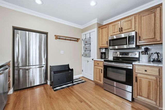 10510 Walnut Street, Leo, IN 46765