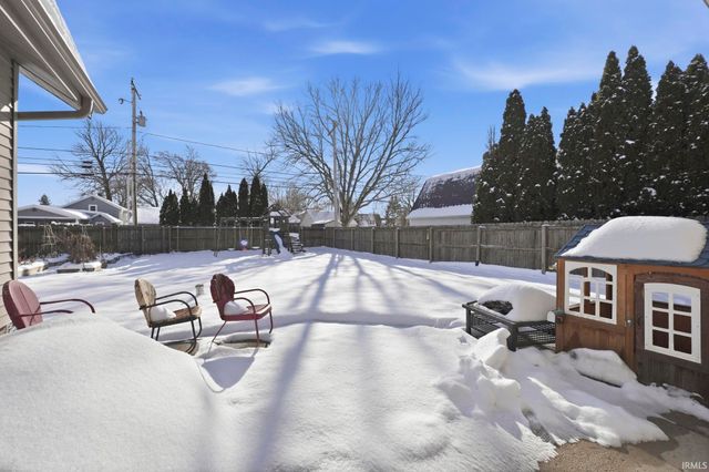 10510 Walnut Street, Leo, IN 46765