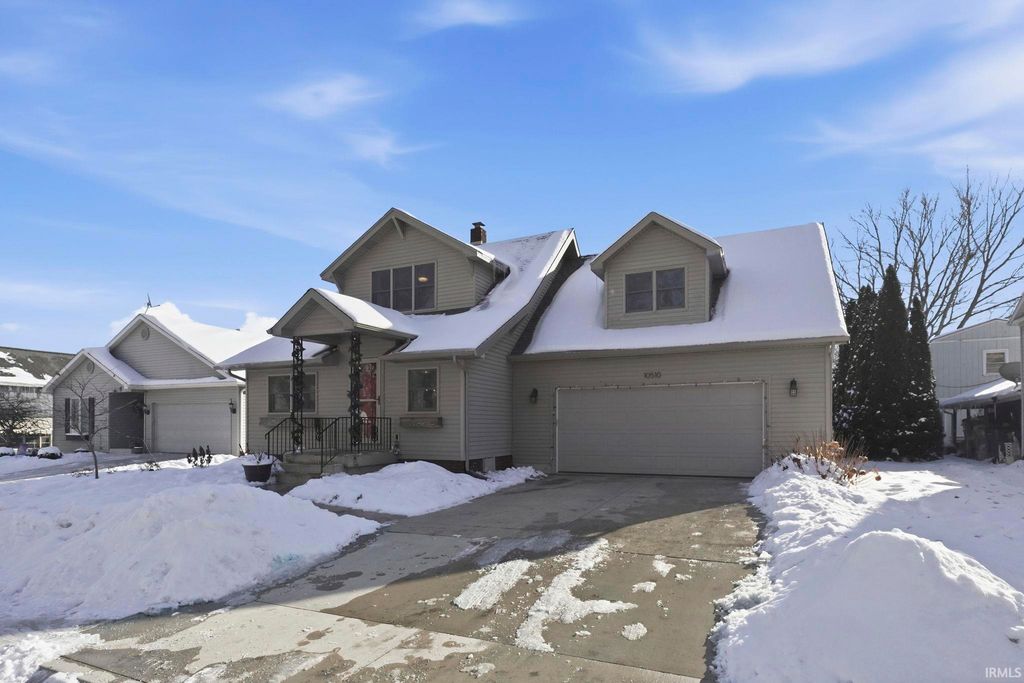 10510 Walnut Street, Leo, IN 46765