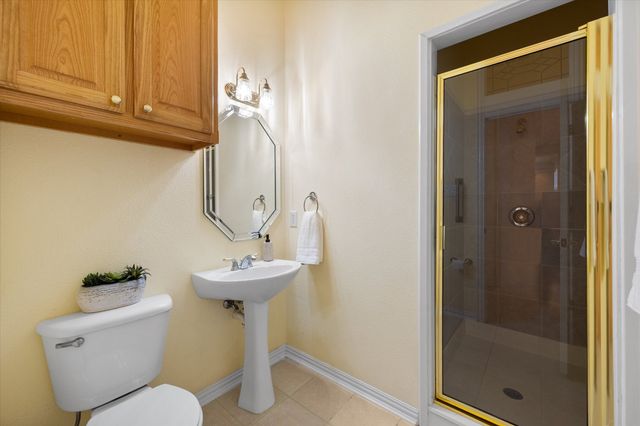 1013 Brook Arbor Drive, Mansfield, TX 76063