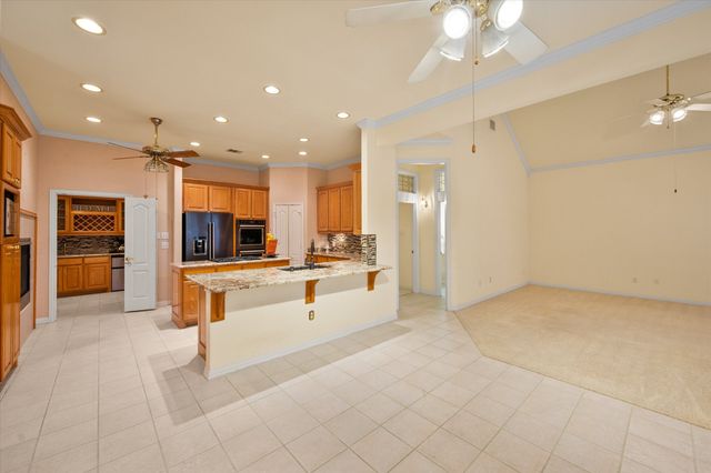 1013 Brook Arbor Drive, Mansfield, TX 76063