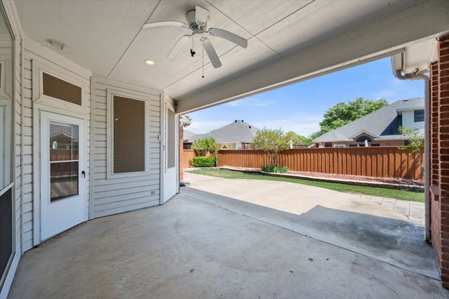 1013 Brook Arbor Drive, Mansfield, TX 76063