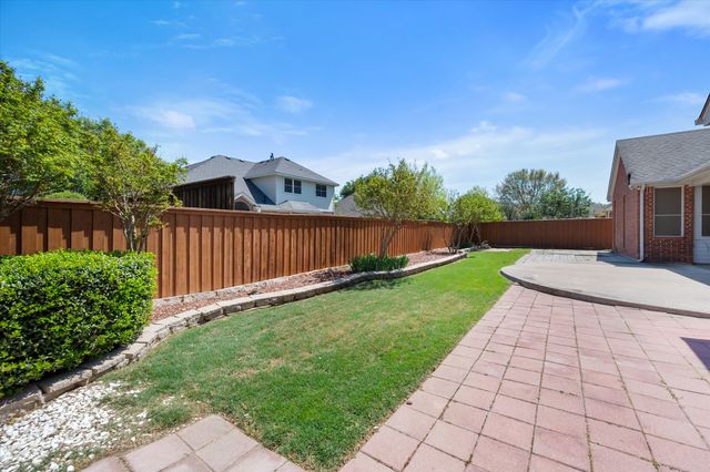 1013 Brook Arbor Drive, Mansfield, TX 76063