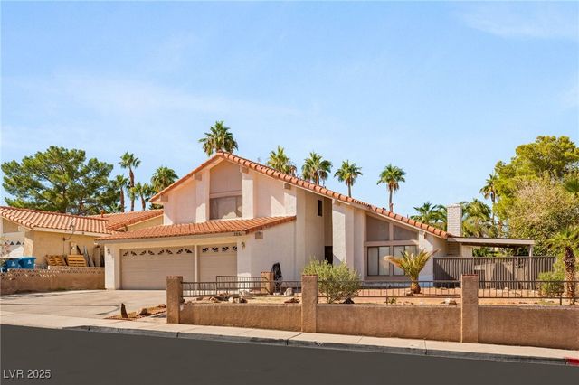 325 Esquina Drive, Henderson, NV 89014