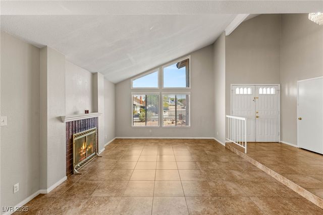 325 Esquina Drive, Henderson, NV 89014