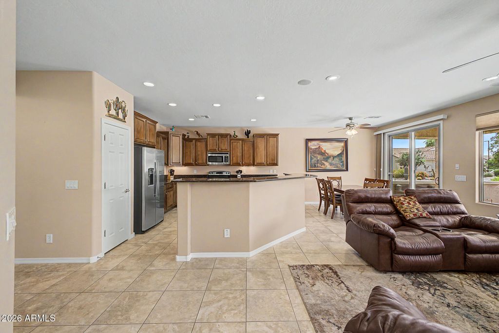 Image 11 of property listing at 7835 W DISCOVERY Way, Florence, AZ 85132
