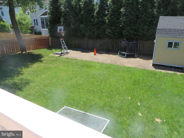 1405 DADE LN, Alexandria, VA 22308