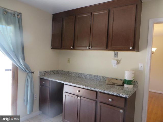 1405 DADE LN, Alexandria, VA 22308