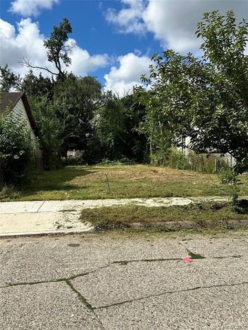 2105 Morris Avenue, Lincoln Park, MI 48146