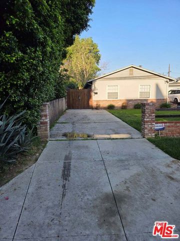 6653 Glade Avenue, Woodland Hills (los Angeles), CA 91303