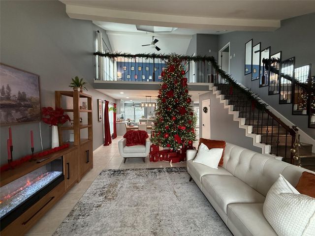 12822 Skyknoll Lane, Houston, TX 77082