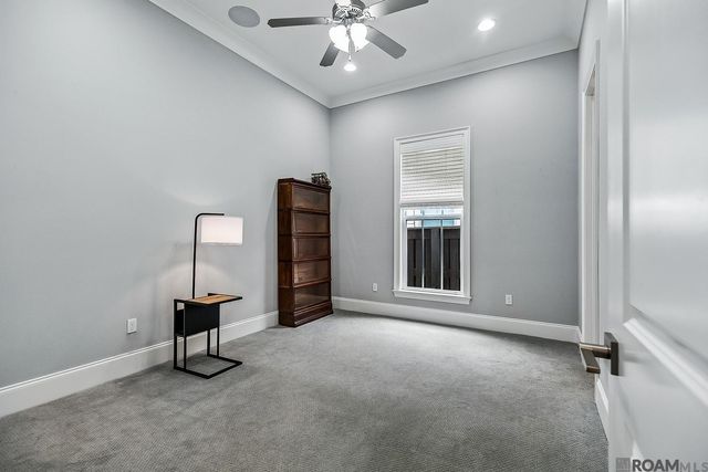 2028 Sugar Cane Ln, Baton Rouge, LA 70810