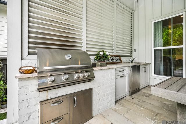 2028 Sugar Cane Ln, Baton Rouge, LA 70810