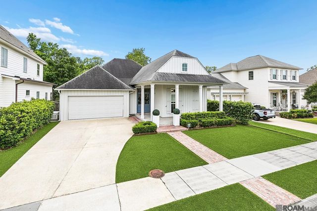 2028 Sugar Cane Ln, Baton Rouge, LA 70810