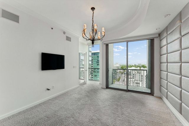 900 20th Ave S Apt 1301, Nashville, TN 37212