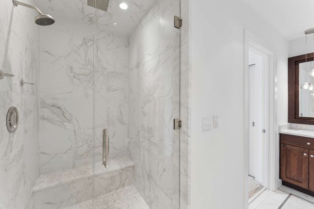 900 20th Ave S Apt 1301, Nashville, TN 37212