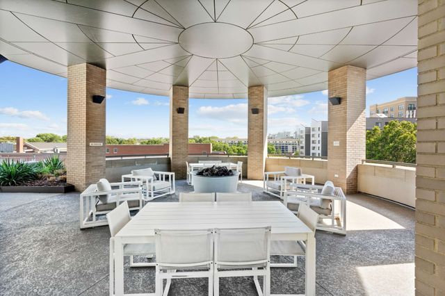 900 20th Ave S Apt 1301, Nashville, TN 37212