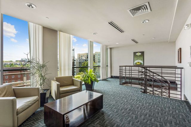 900 20th Ave S Apt 1301, Nashville, TN 37212