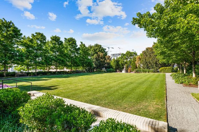 900 20th Ave S Apt 1301, Nashville, TN 37212