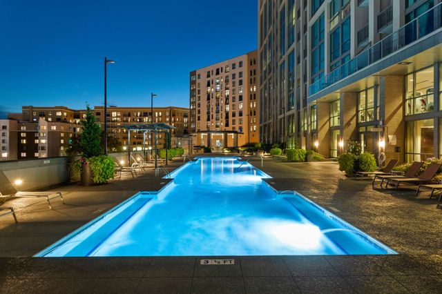 900 20th Ave S Apt 1301, Nashville, TN 37212