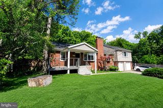 6201 JOYCE DR, Temple Hills, MD 20748