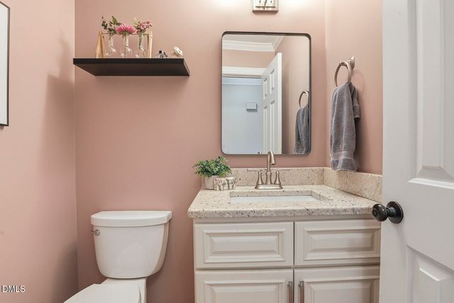 1005 Old Carriage Court, Apex, NC 27502