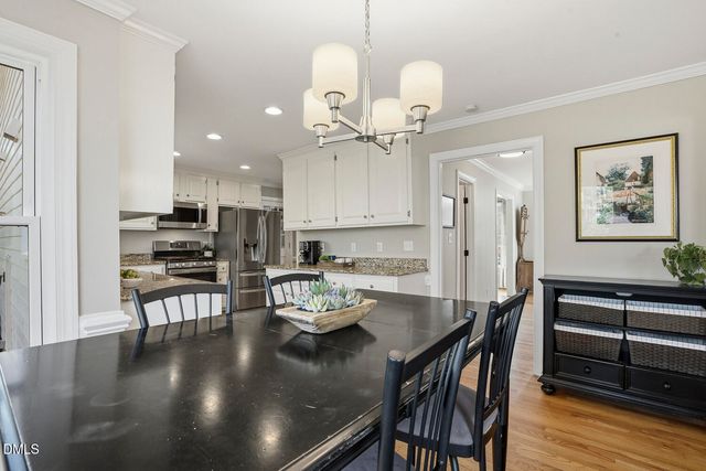 1005 Old Carriage Court, Apex, NC 27502