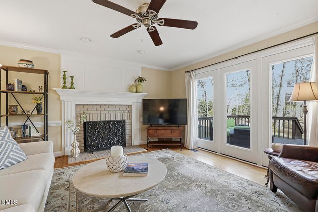 1005 Old Carriage Court, Apex, NC 27502