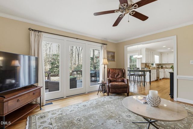 1005 Old Carriage Court, Apex, NC 27502