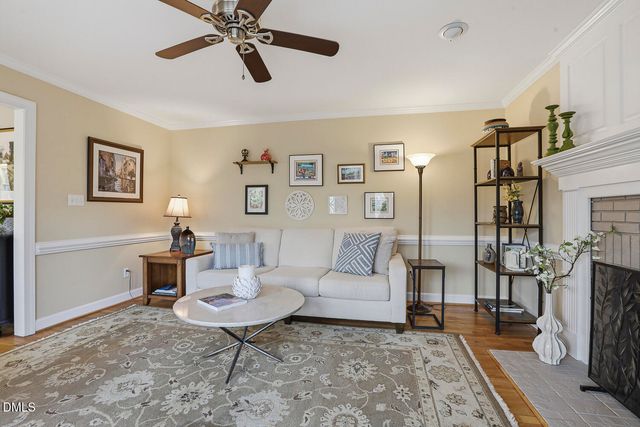 1005 Old Carriage Court, Apex, NC 27502