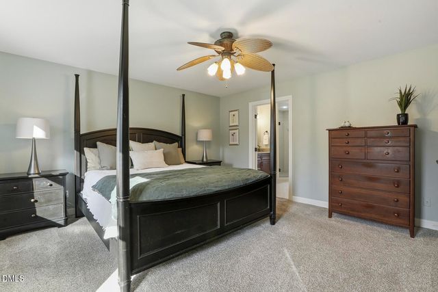 1005 Old Carriage Court, Apex, NC 27502