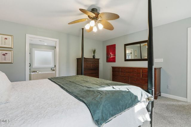 1005 Old Carriage Court, Apex, NC 27502