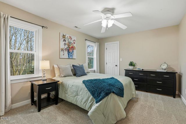 1005 Old Carriage Court, Apex, NC 27502