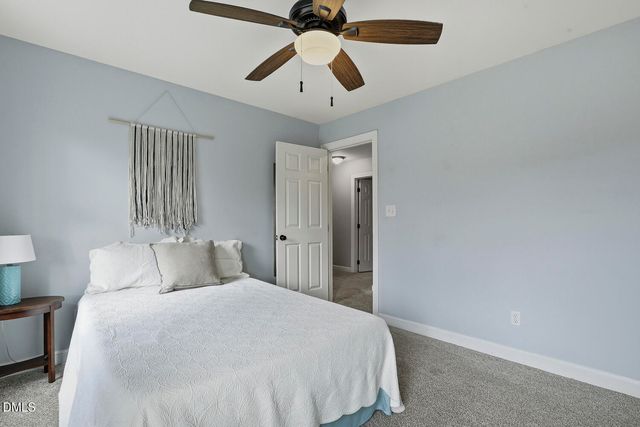 1005 Old Carriage Court, Apex, NC 27502